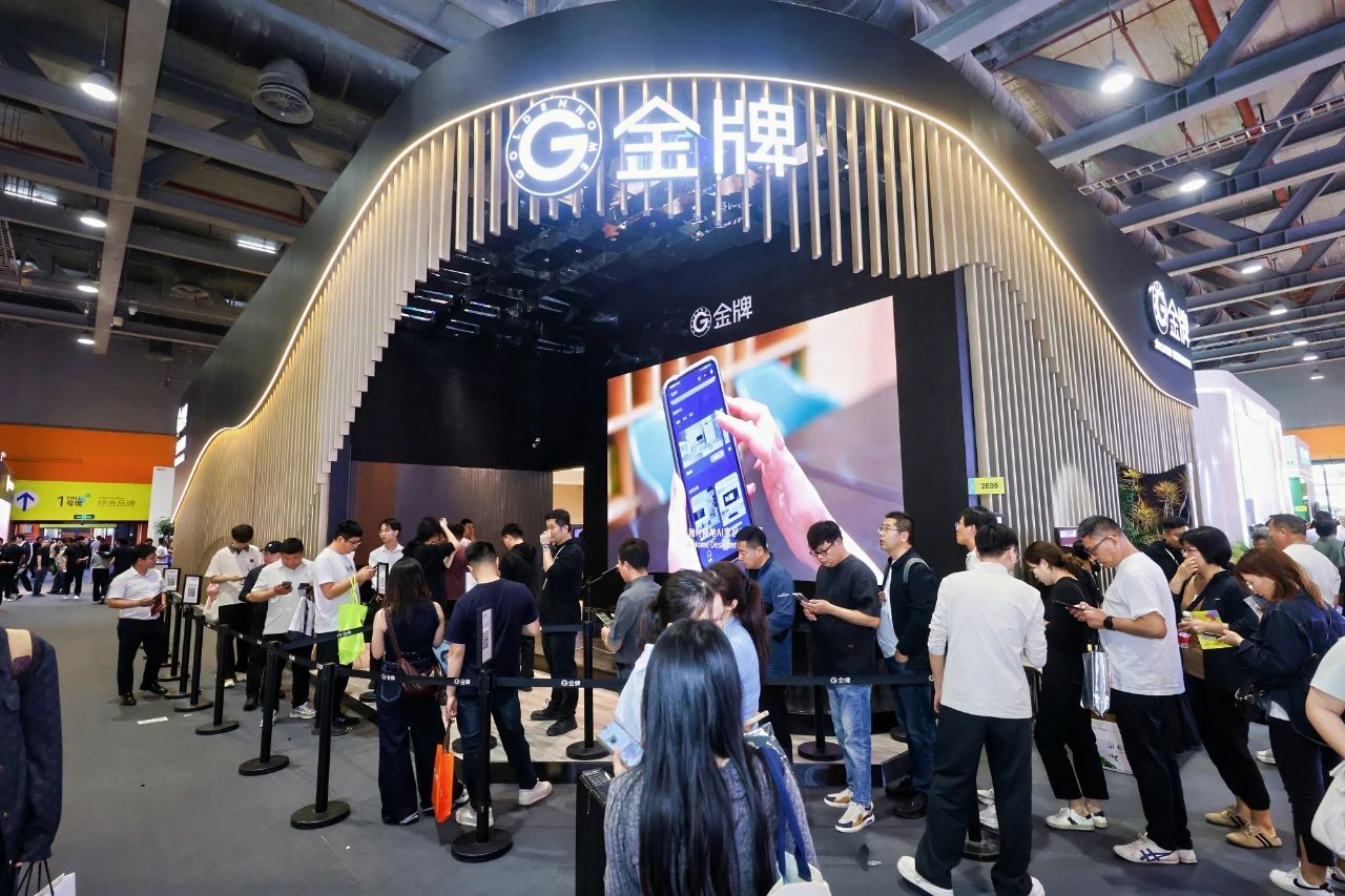 逛展攻略！2025广州定制家居展暨轻高定展首日盛况，看点拉满！